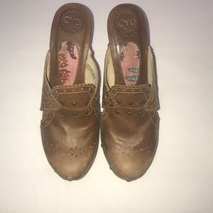 Light brown heeled clogs by CYD - size 10